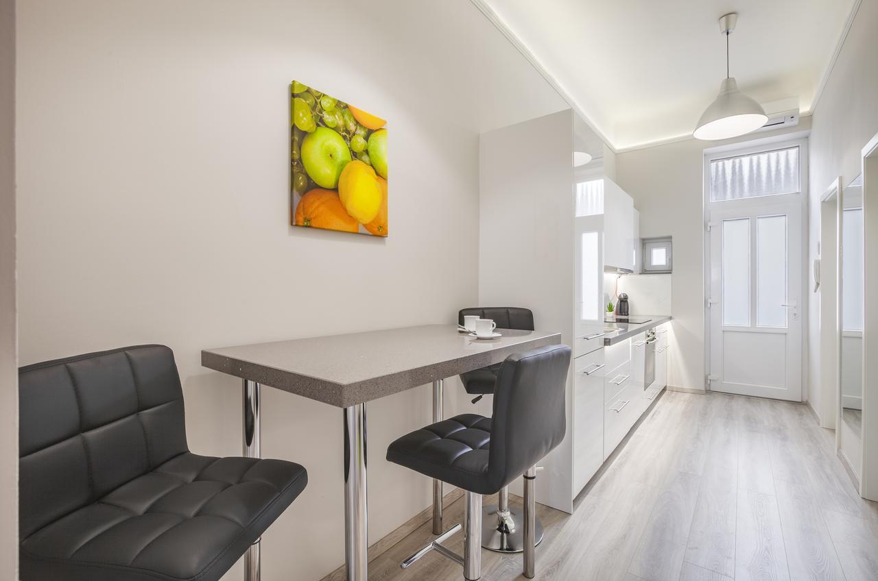 Kings Cross Apartment Budapest Exterior foto
